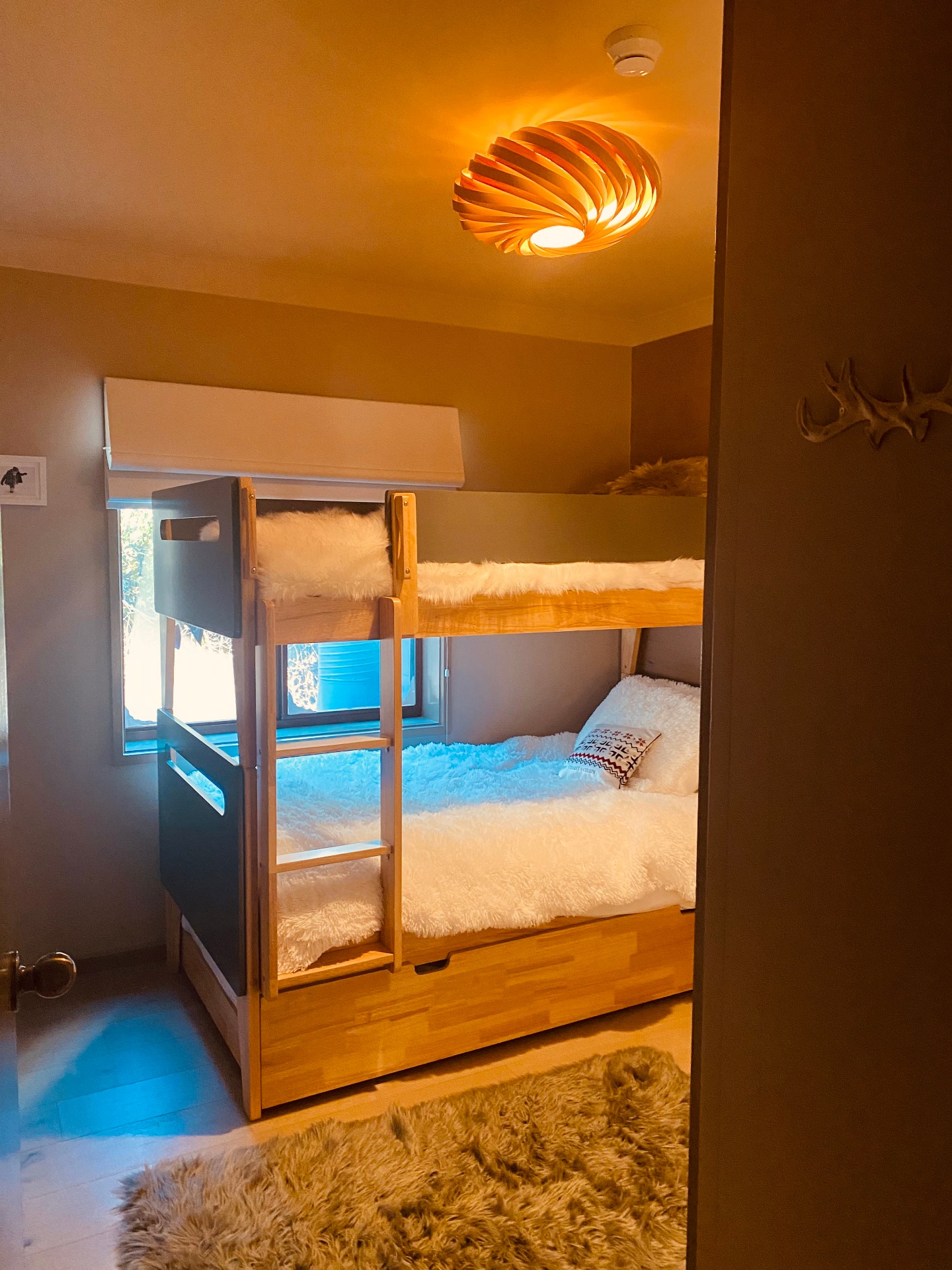 Kids' bunk room